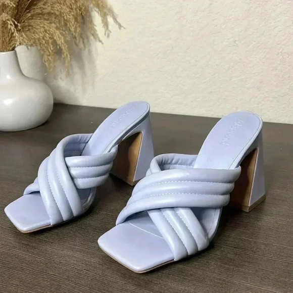 Abound Pearl Cross Band Block Heeled Sandals - Picture 1 of 14